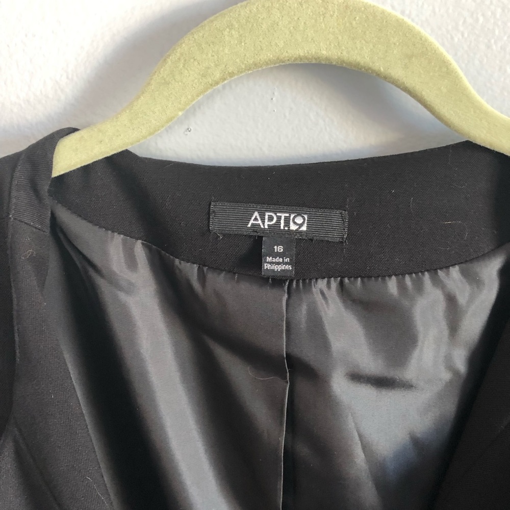 💞 APT9 Blazer - Picture 2 of 4
